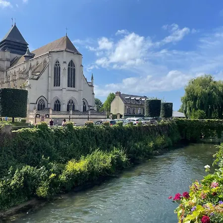 Le Bras D 'or