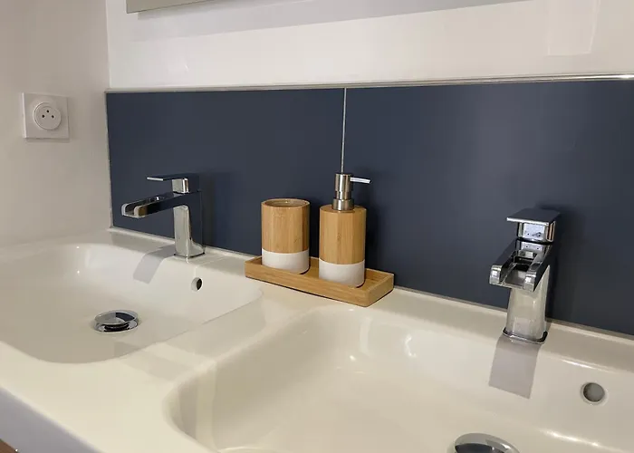 Le Bras D 'or Pont-Évêque